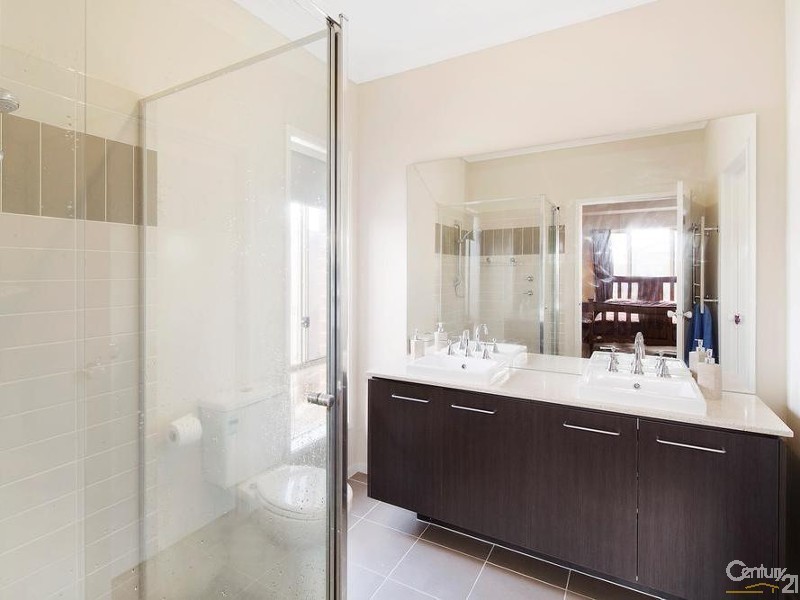 7 Tropic Circuit, Point Cook VIC 3030