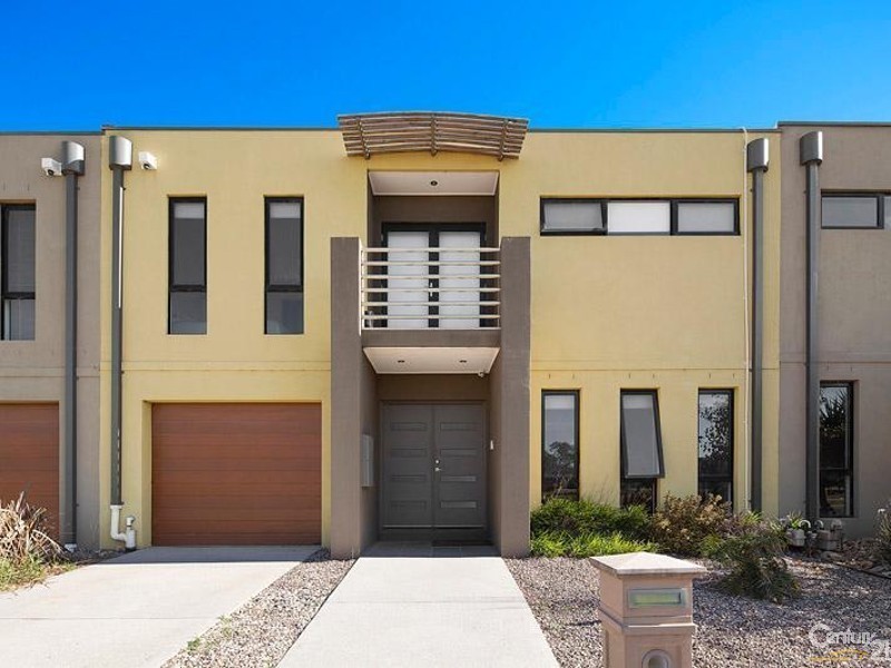 23 Hyde Park Terrace, Point Cook VIC 3030