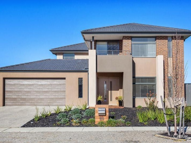 20 Maple Leaf Crescent, Point Cook VIC 3030