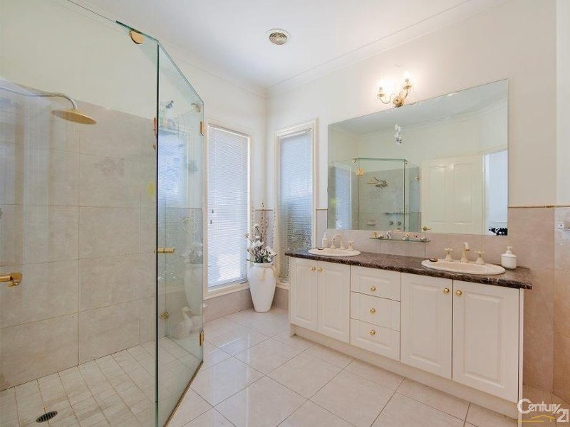 29 The Crescent, Point Cook VIC 3030