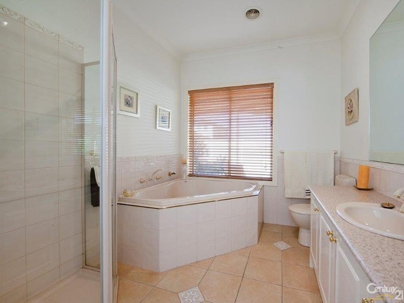 29 The Crescent, Point Cook VIC 3030