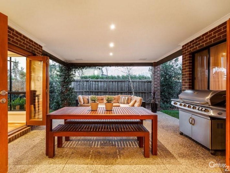 25 Elkhorn Way, Point Cook VIC 3030