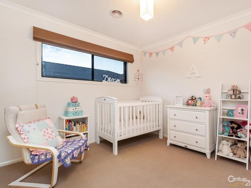 25 Elkhorn Way, Point Cook VIC 3030