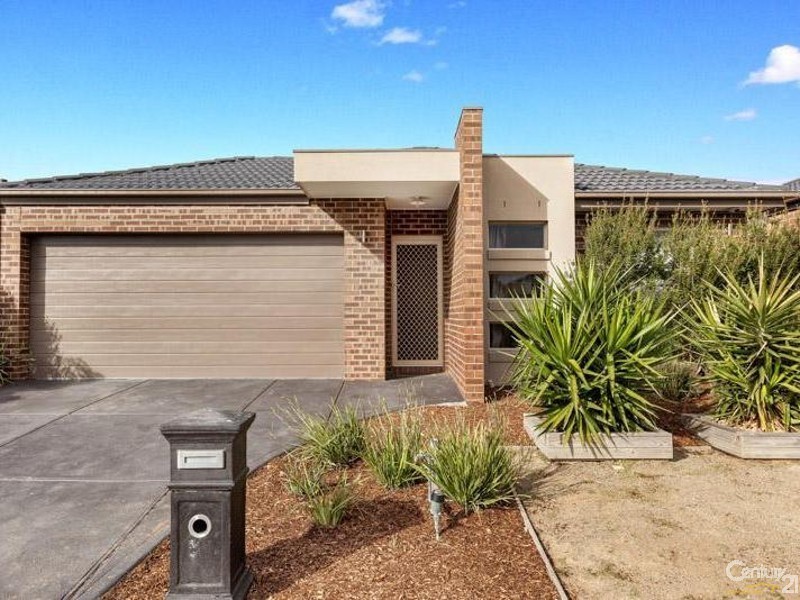 11 Boxgrass Street, Point Cook VIC 3030