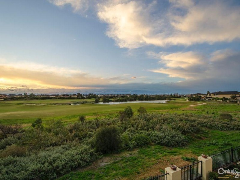 39 Times Square, Sanctuary Lakes VIC 3030