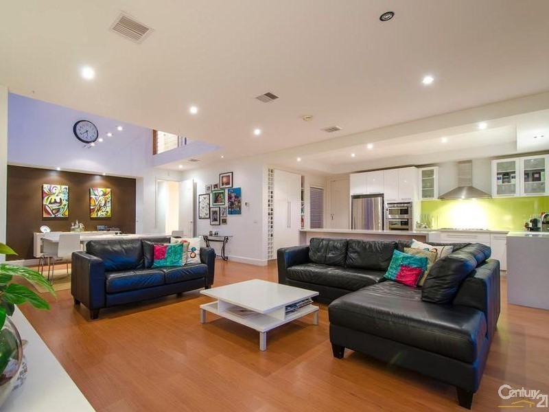 39 Times Square, Sanctuary Lakes VIC 3030