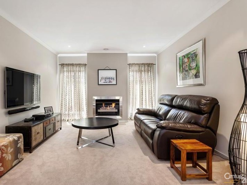 17 Malibu Boulevard, Point Cook VIC 3030