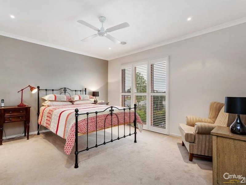 17 Malibu Boulevard, Point Cook VIC 3030