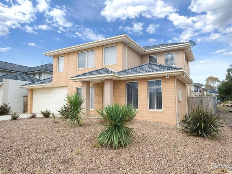 20 The Esplanade, Sanctuary Lakes VIC 3030