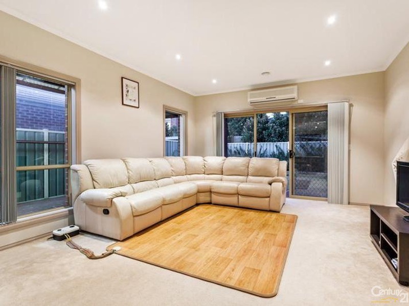 15 Lambeth Court, Point Cook VIC 3030