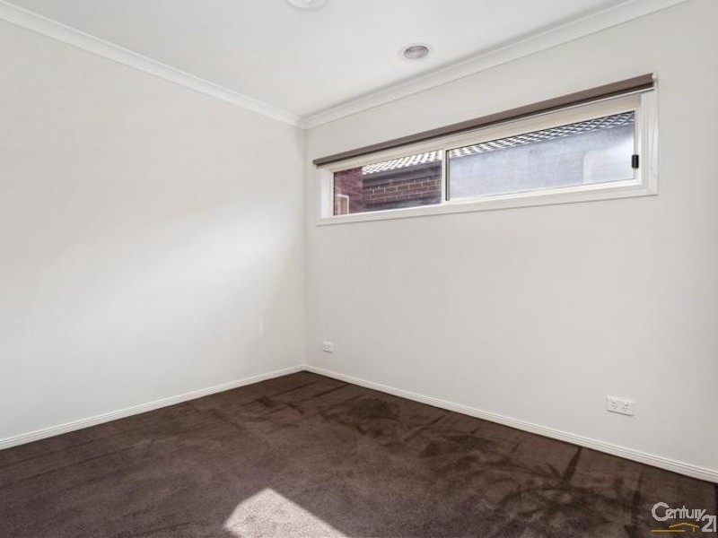 21 Atkinson Close, Point Cook VIC 3030