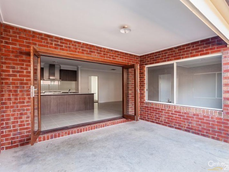 21 Atkinson Close, Point Cook VIC 3030