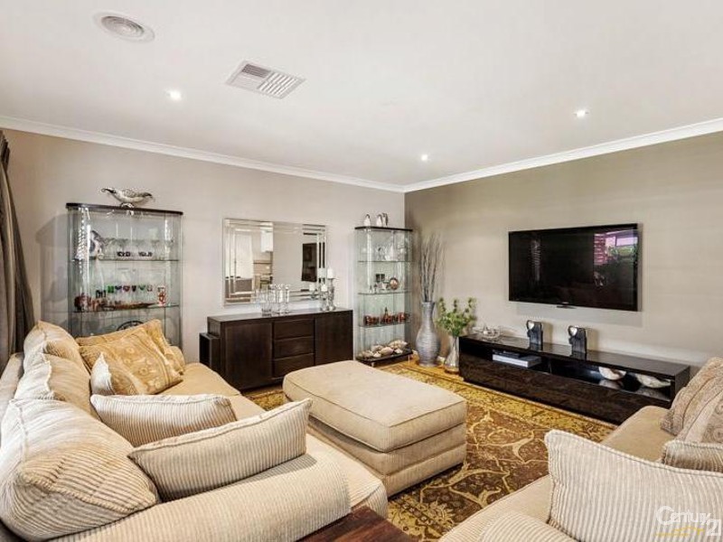 23 Malibu Boulevard, Point Cook VIC 3030