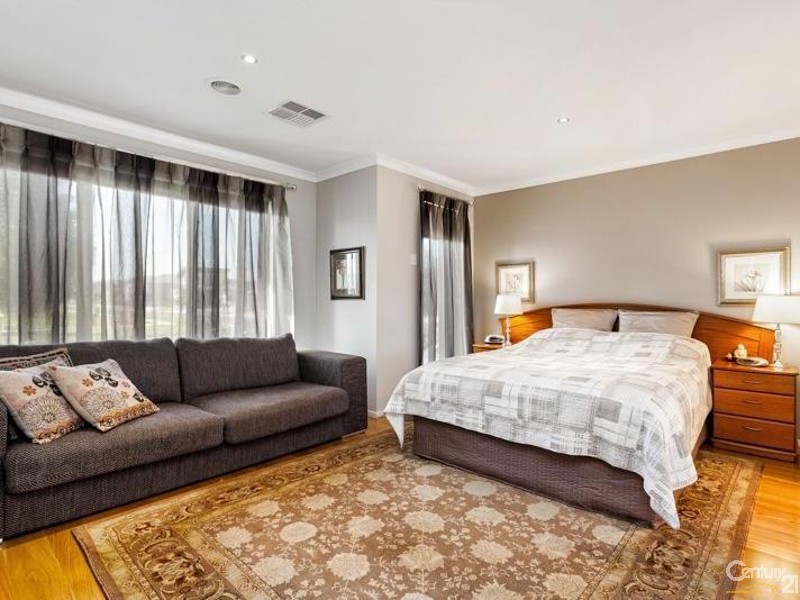 23 Malibu Boulevard, Point Cook VIC 3030