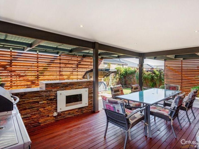 23 Malibu Boulevard, Point Cook VIC 3030