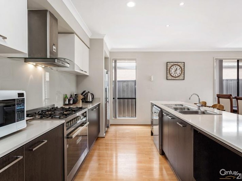 26 Dargy Amble, Point Cook VIC 3030