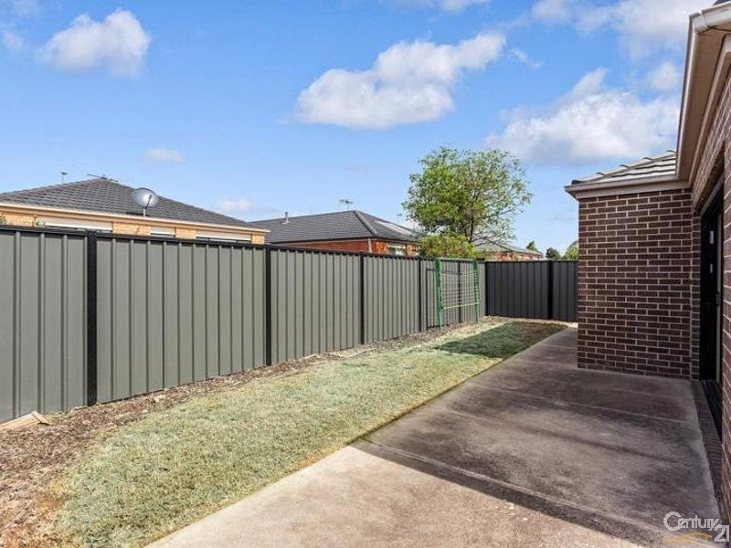 26 Dargy Amble, Point Cook VIC 3030