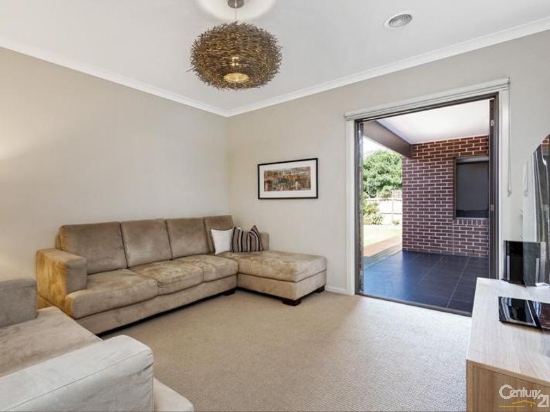 15 Daisy Drive, Point Cook VIC 3030