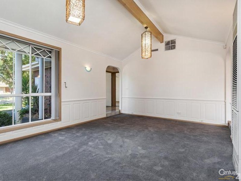 12 Thames Boulevard, Werribee VIC 3030