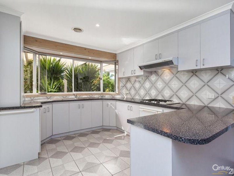 12 Thames Boulevard, Werribee VIC 3030