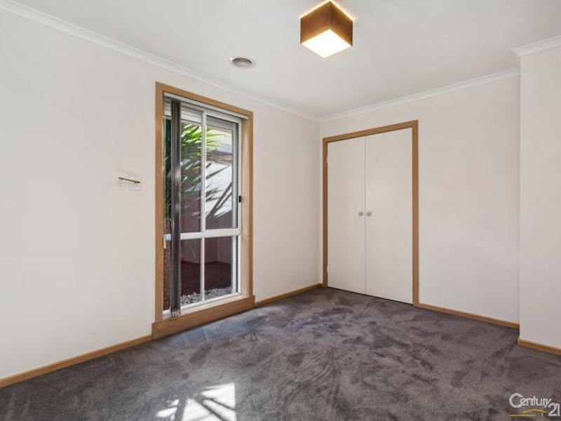 12 Thames Boulevard, Werribee VIC 3030