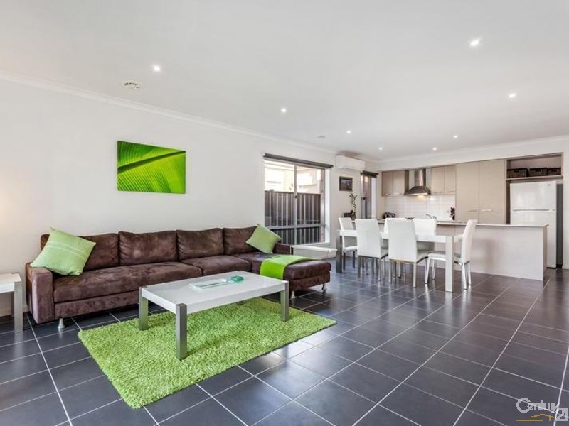 28 Atkinson Close, Point Cook VIC 3030