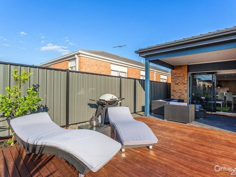 28 Atkinson Close, Point Cook VIC 3030