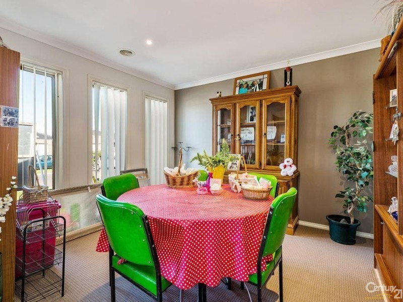 34 Barmera Way, Truganina VIC 3029