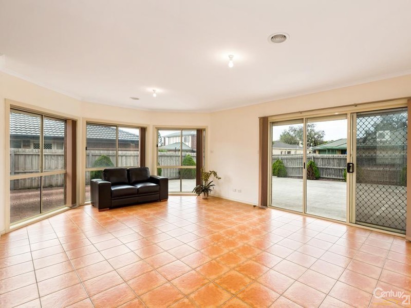 5 Boardwalk Boulevard, Point Cook VIC 3030