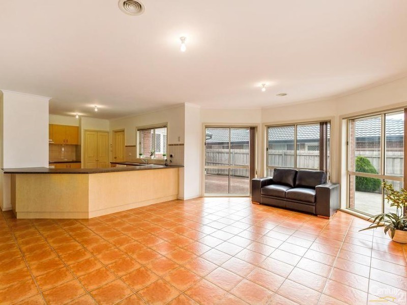 5 Boardwalk Boulevard, Point Cook VIC 3030