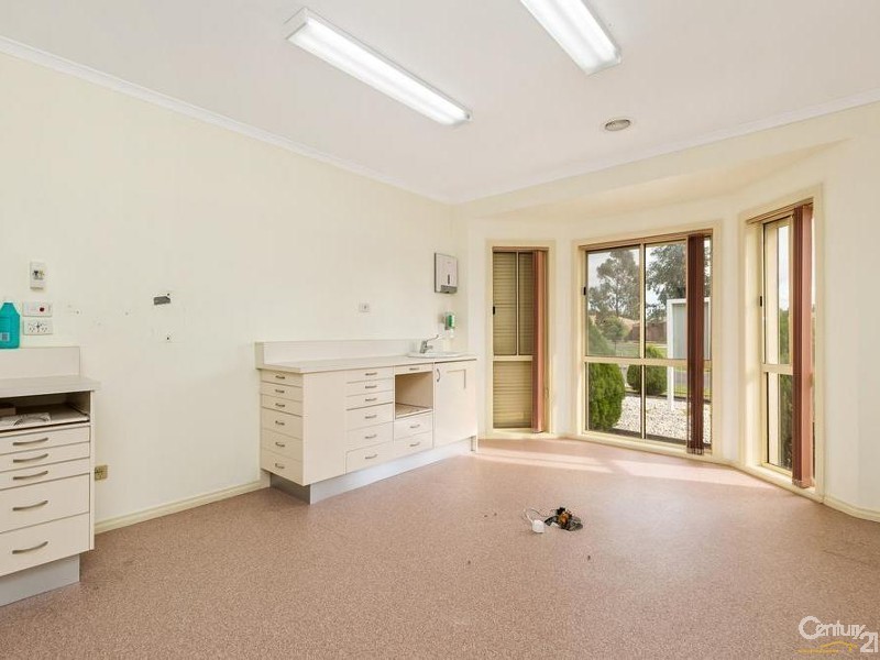 5 Boardwalk Boulevard, Point Cook VIC 3030