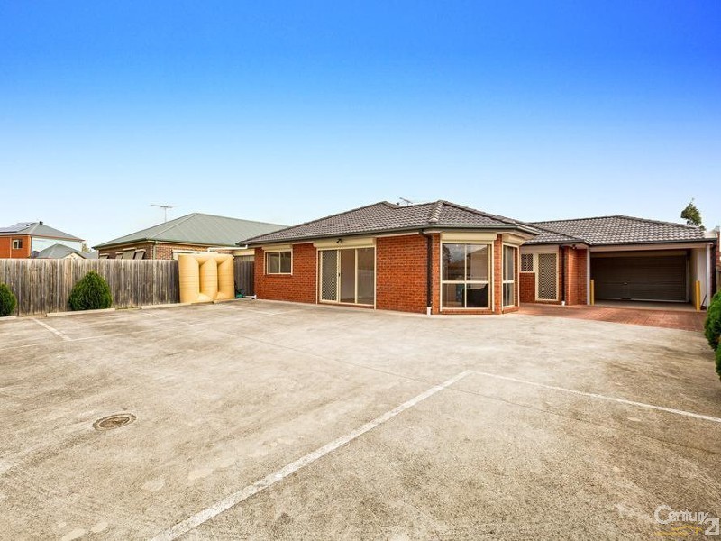 5 Boardwalk Boulevard, Point Cook VIC 3030