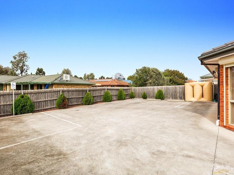 5 Boardwalk Boulevard, Point Cook VIC 3030