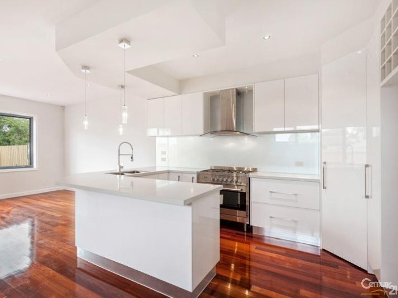 132 Blackshaws Road, South Kingsville VIC 3015