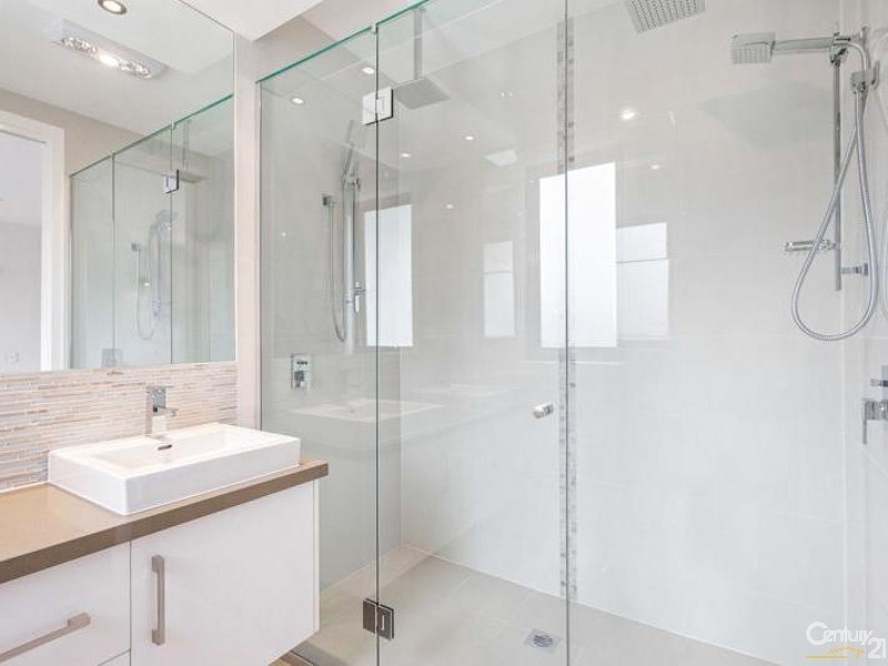 132 Blackshaws Road, South Kingsville VIC 3015