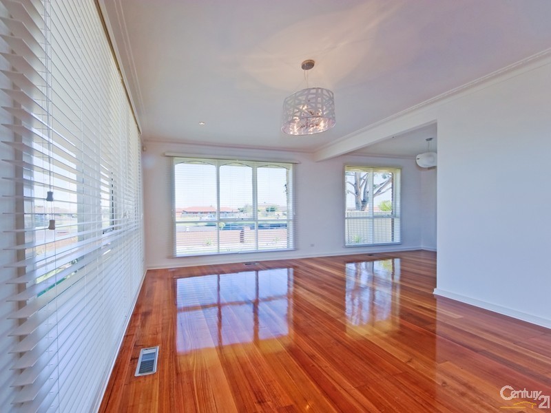74 Central Avenue, Altona Meadows VIC 3028