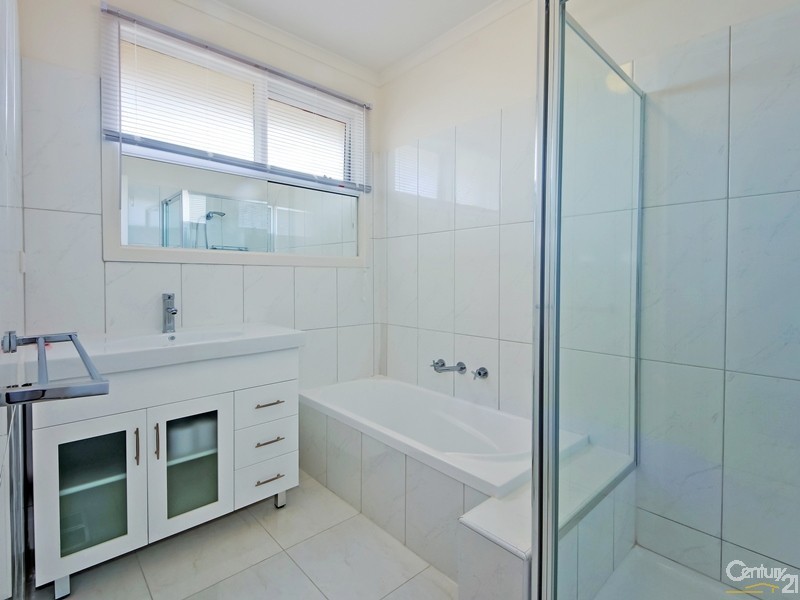 74 Central Avenue, Altona Meadows VIC 3028