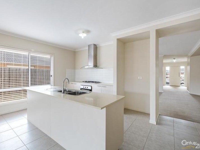 81 Rose Grange, Tarneit VIC 3029