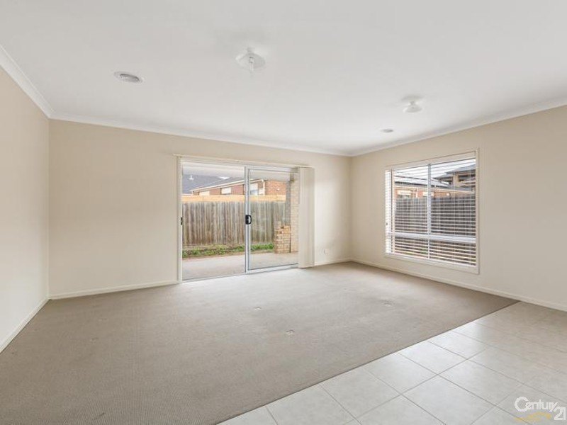 81 Rose Grange, Tarneit VIC 3029