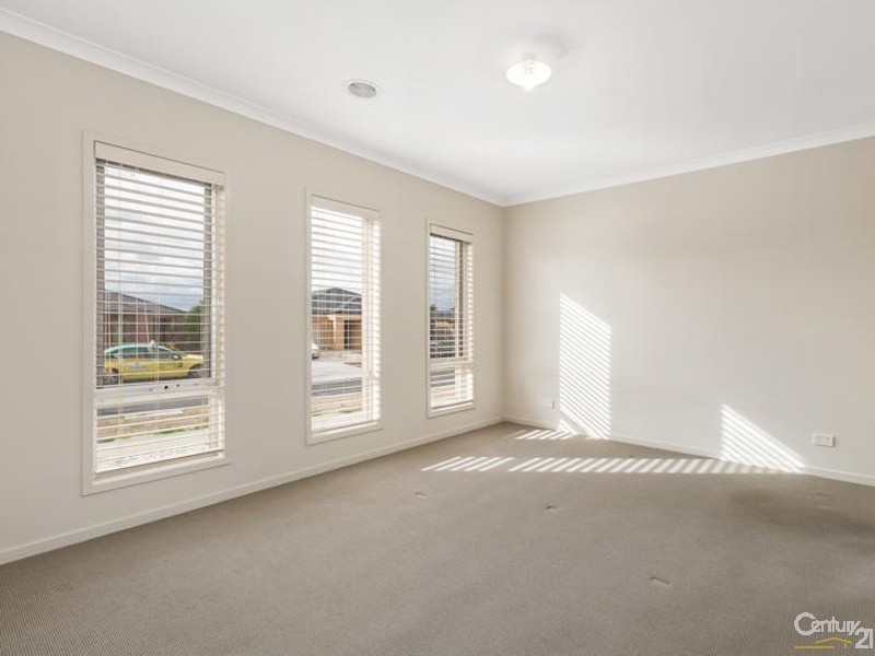 81 Rose Grange, Tarneit VIC 3029