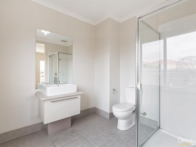 81 Rose Grange, Tarneit VIC 3029