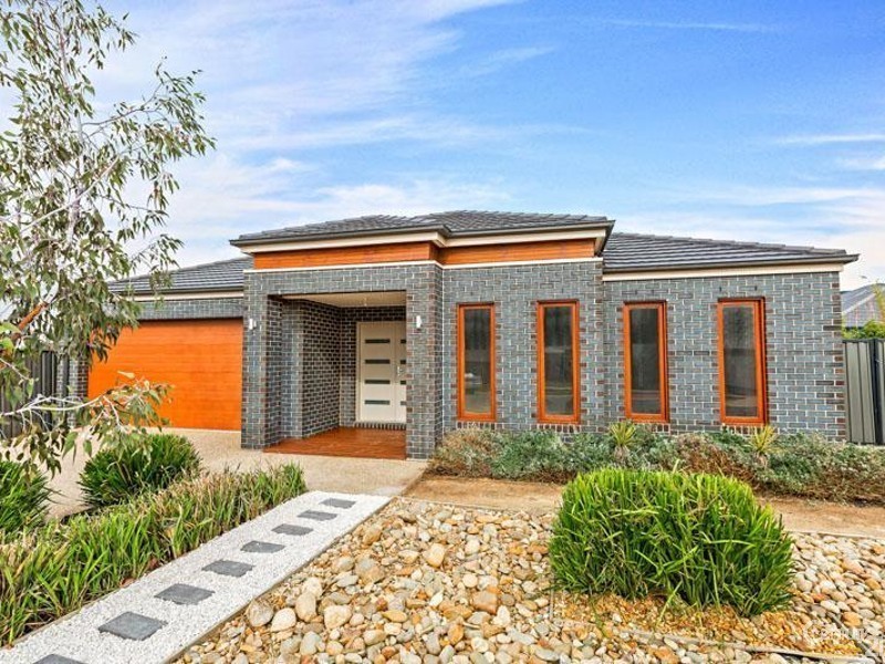 5 Kellerman Drive, Point Cook VIC 3030