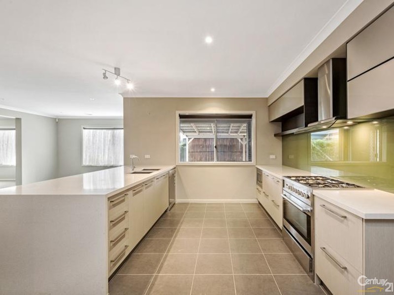 5 Kellerman Drive, Point Cook VIC 3030