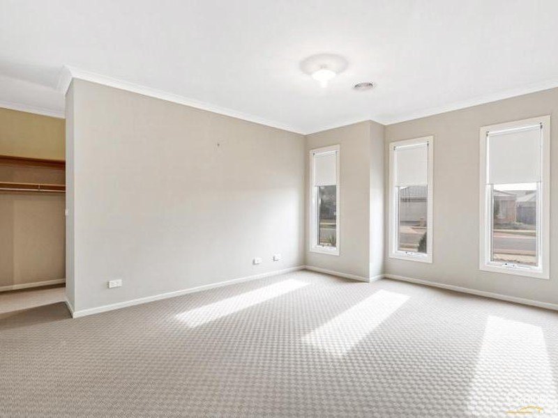 5 Kellerman Drive, Point Cook VIC 3030