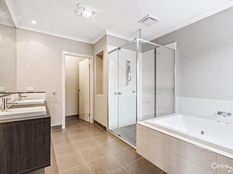 5 Kellerman Drive, Point Cook VIC 3030