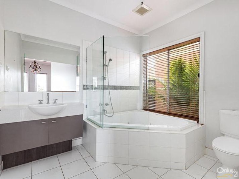 38 Drysdale Crescent, Point Cook VIC 3030