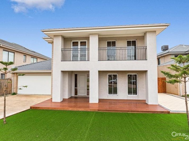 25 Seaview Point, Sanctuary Lakes VIC 3030