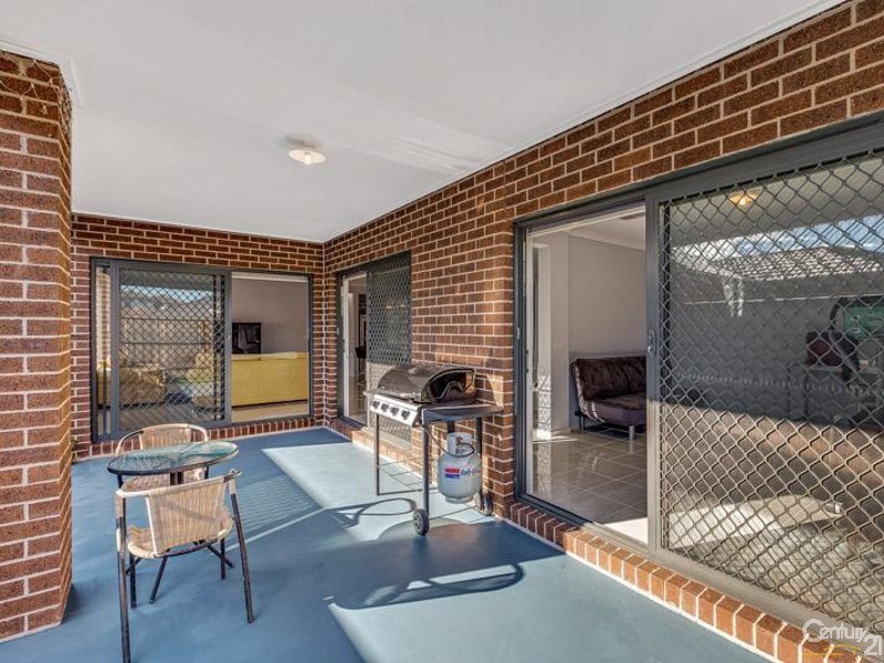 13 Royal Circuit, Point Cook VIC 3030