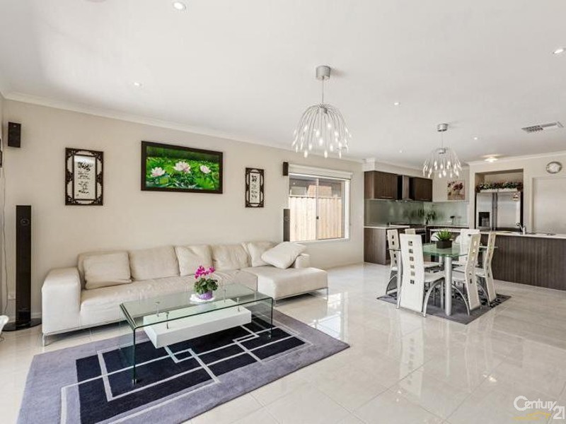 29 Martaban Crescent, Point Cook VIC 3030