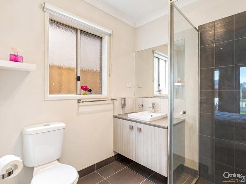 29 Martaban Crescent, Point Cook VIC 3030